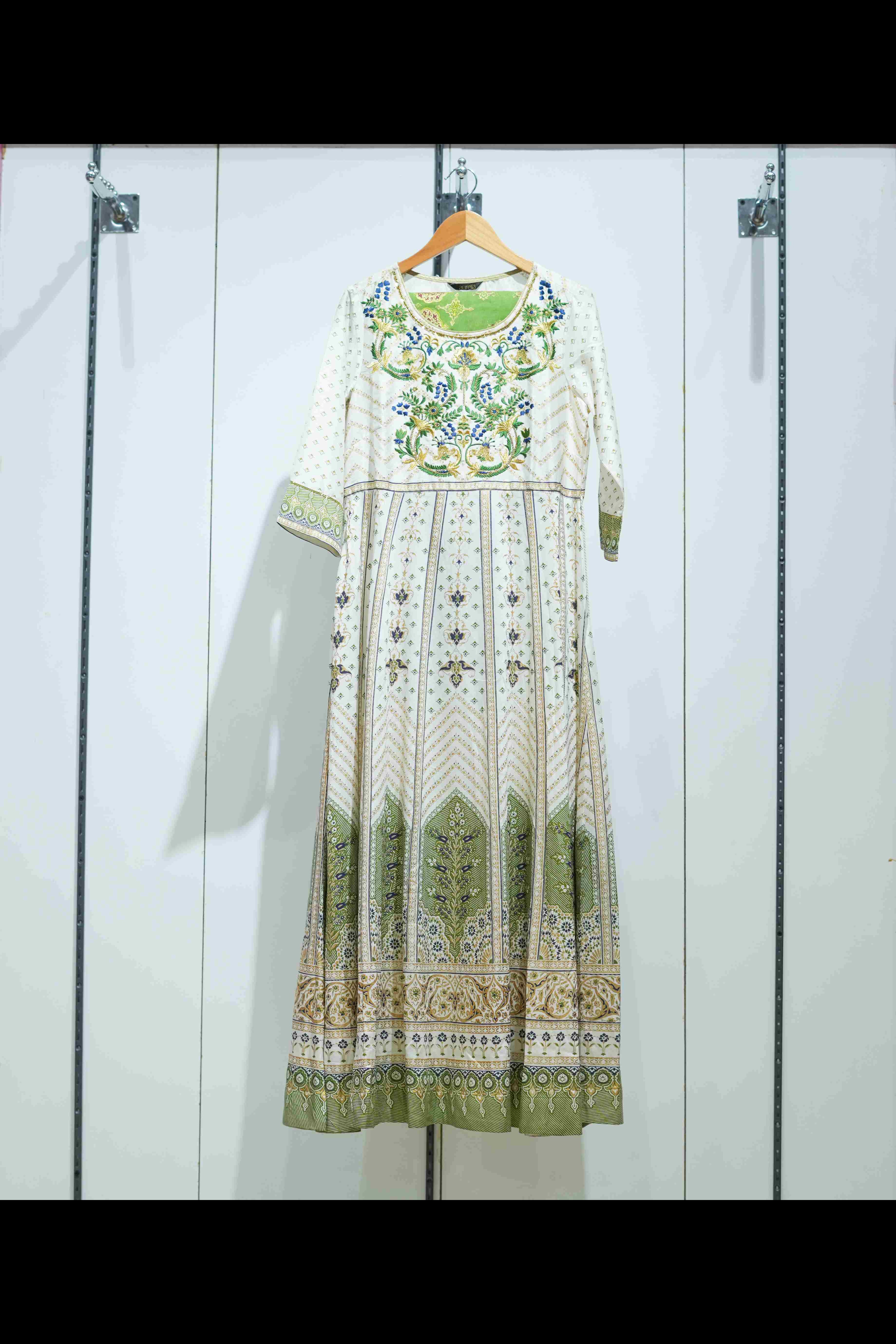 Aurel Women's Sandal top